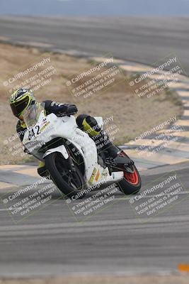 media/Sep-21-2025-Race Pace (Sun) [[98bf33ef95]]/Non Verified/1-Turns 9 and 10 (8am)/